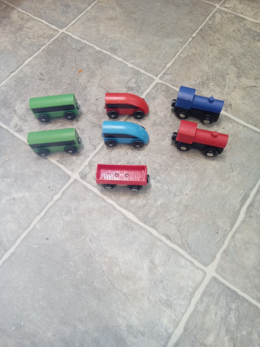 Wooden Kids Train Set - Red, Blue, Green